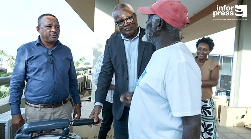 Santa Cruz: Beneficiados com novos equipamentos entregues pelo Ministério do Mar iniciam operações