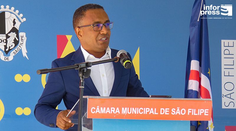 São Filipe: Nuías Silva diz que praça e alameda de Cruz dos Passos visam resgatar vivência na cidade