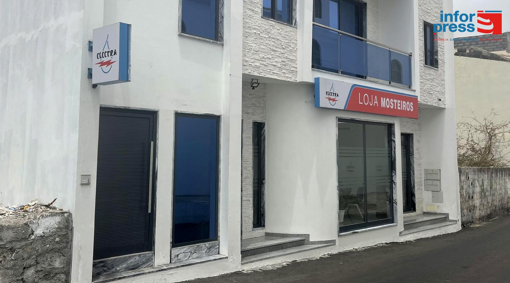 Mosteiros: Electra investe quase três mil contos na nova loja inaugurada hoje (c/áudio)