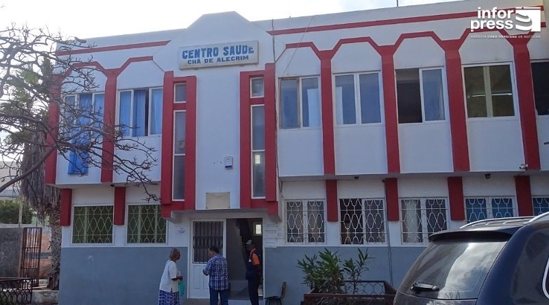 São Vicente/REPORTAGEM: Utentes do Centro de Saúde de Chã de Alecrim pedem mais humanidade no atendimento (c/áudio)