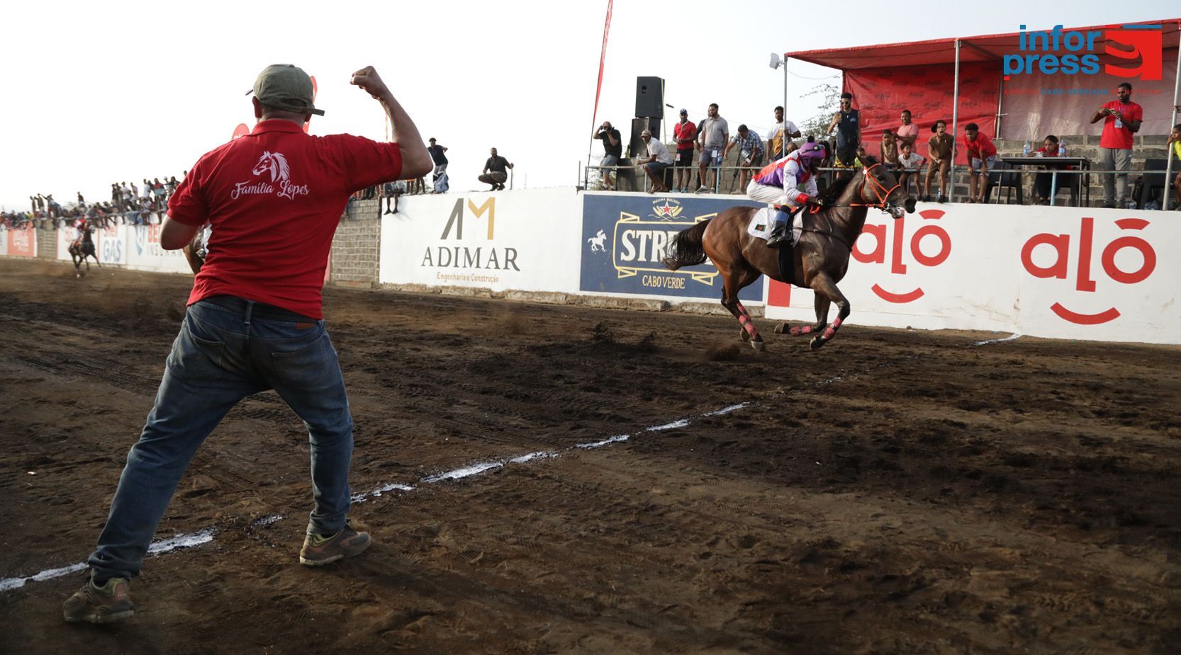 Festividades/São Filipe: Cavalos agrupados em três séries para definir os seis finalistas