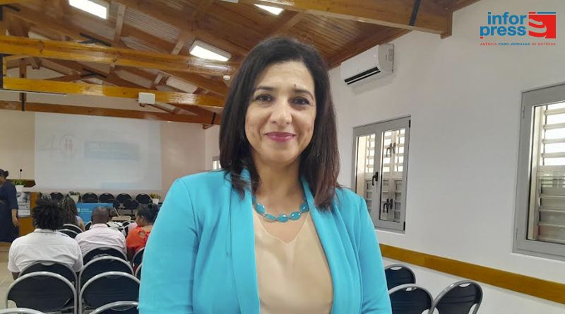 São Vicente: Secretária de Estado garante que Governo vai continuar a reforçar medidas para empoderar famílias vulneráveis e com crianças