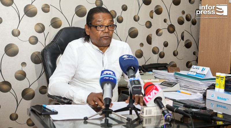 Trabalhadores da CMP suspendem greve e ameaçam com acção judicial