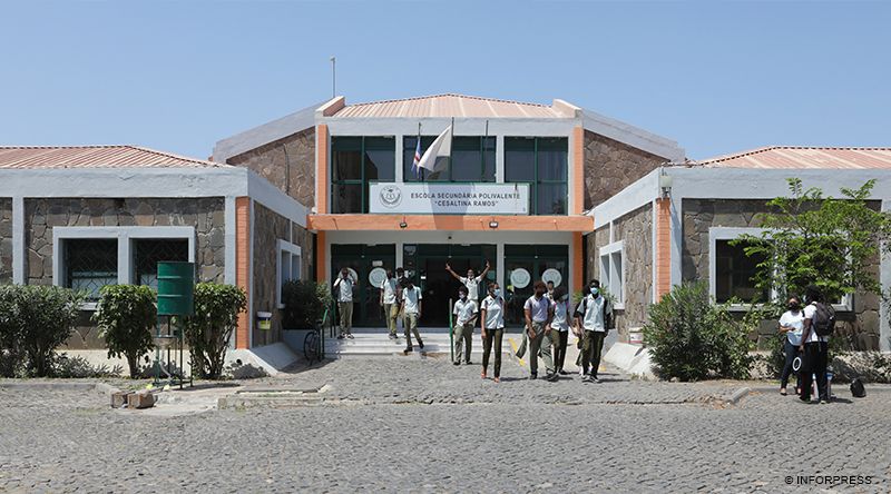 Novo ano lectivo deverá arrancar com cerca de 115 mil alunos dando especial atenção à supervisão pedagógica