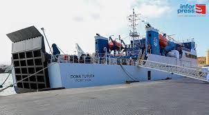 Navio Dona Tututa continua retido no porto de São Vicente por motivos operacionais      