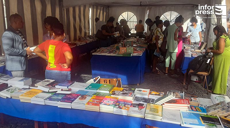 Ribeira Grande: Feira do Livro pretende democratizar e descentralizar o evento com preços acessíveis – Organização  