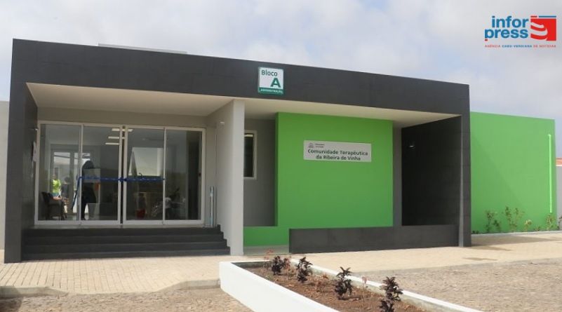 São Vicente: Técnicos e residentes da Comunidade Terapêutica da Ribeira de Vinha recebem certificados do Curso de Resiliência Emocional