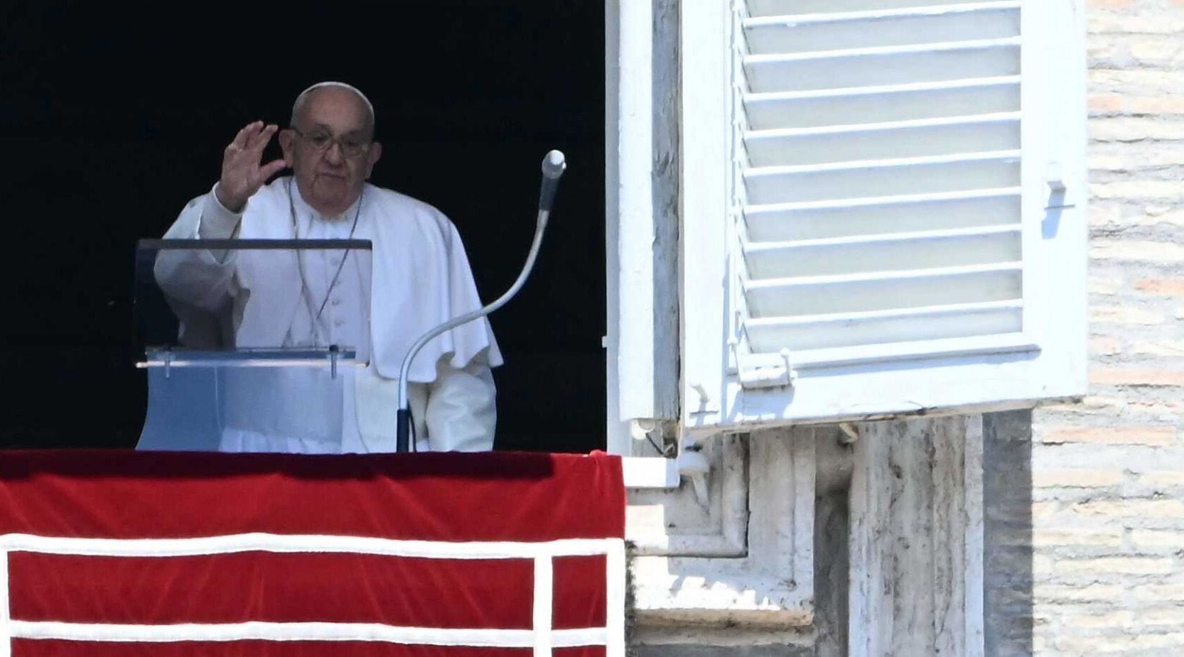 Papa exorta a que seja ouvida a voz dos que pedem a paz