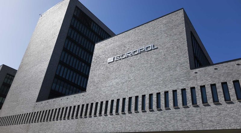 Europol desmantela rede ‘online’ do grupo Estado Islâmico e detém suspeitos em Espanha