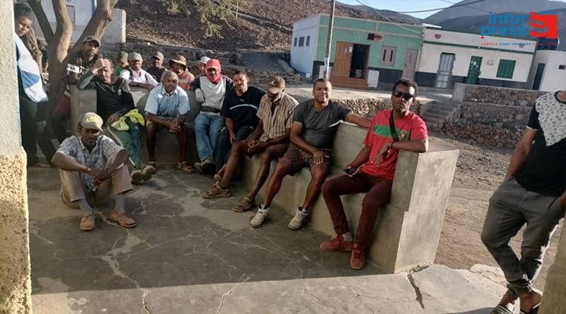 Porto Novo/Planalto Norte: População insiste no reforço da rede móvel e melhoria das acessibilidades