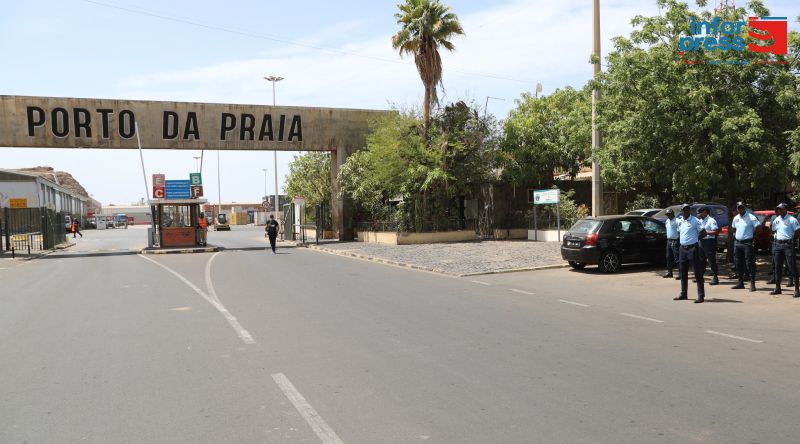 Entrada do Porto da Praia vai ganhar novo visual com monumento de 18 metros de altura