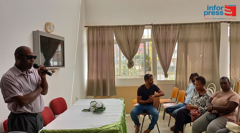 Escola “Manuel Júlio” assinala 47º aniversário com uma formação sobre planeamento e gestão de conflitos