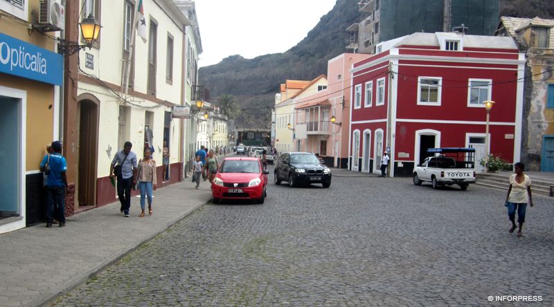 Santo Antão: Jovem baleado é transferido para Hospital Baptista de Sousa