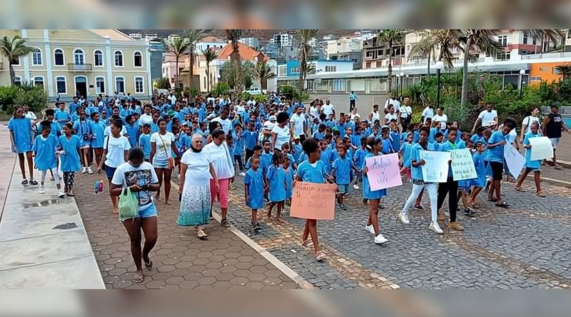 Ribeira Grande: Marcha sobre mudanças climáticas e saúde mental encerra semana cívica na Ponta do Sol