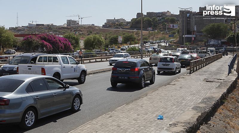 Direção-geral dos Transportes Rodoviários apela a prevenção rodoviária e consciencialização no uso de dispositivos móveis
