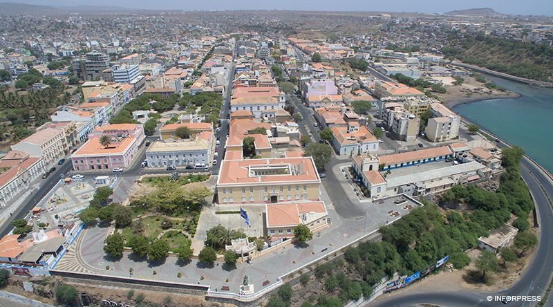 Cidade da Praia/166 anos: Uma jornada de evolução e de desafios cosmopolitas para os praienses 
