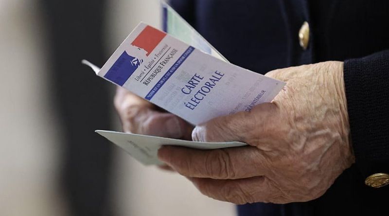 França: Afluência às urnas de 26,63% às 12:00 locais é a mais elevada desde 1981