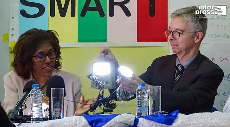 São Vicente: Terceira fase do projecto “Luz para as Meninas” vai beneficiar também rapazes