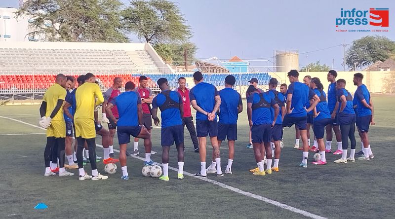 Futebol/ FIFA Series: Léla (Académica do Mindelo) é maior novidade   nos convocados do seleccionador nacional