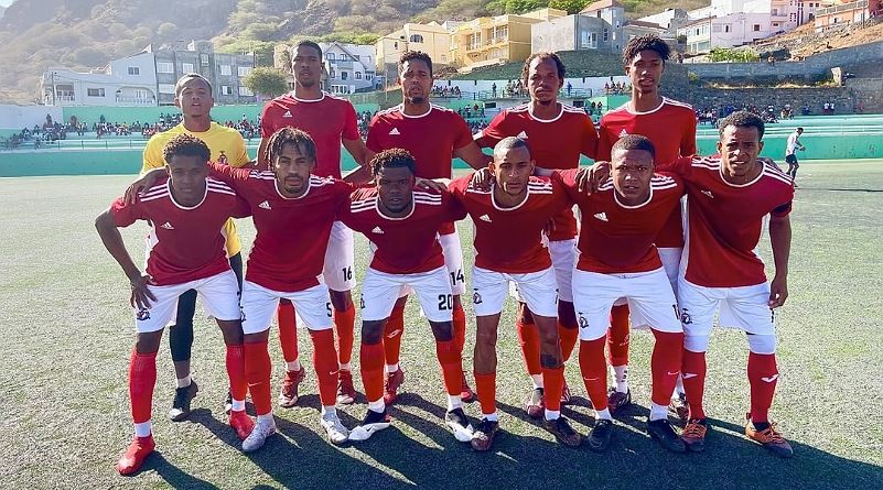 Futebol/São Nicolau: Atlético vence Ultramarina (2-0) no clássico dos encarnados da ilha