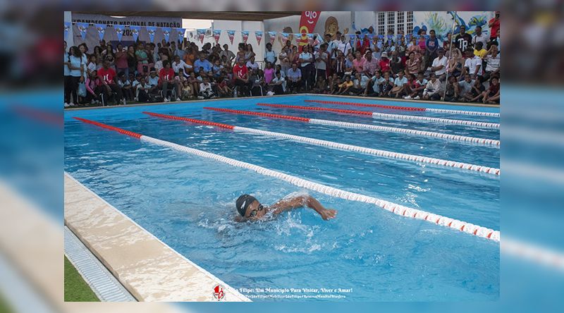 Natação: Equipa de estafeta 4x100 metros livres mistos de Cabo Verde vai à final do Campeonato Africano em Angola