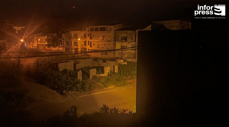 REPORTAGEM/Santa Catarina: Falta de iluminação pública aumenta insegurança e prejudica qualidade de vida da população (c/áudio)