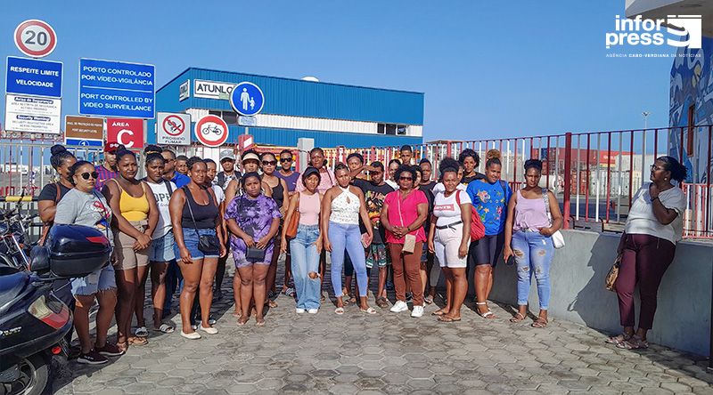 São Vicente: Siacsa pondera resolver caso das trabalhadoras da fábrica Atunlo por via judicial