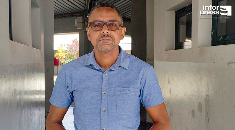 São Domingos: Delegado da Educação destaca implementação da revisão curricular como uma das prioridades