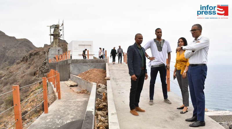 Ribeira Grande: Ministro do Turismo visita obras financiadas pelo Fundo do Turismo e Banco Mundial