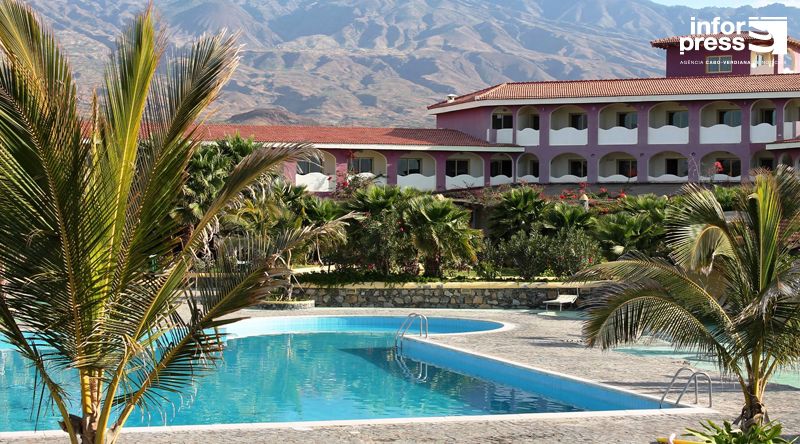 Porto Novo/São João: Reservas nas unidades de alojamento esgotadas a partir desta semana