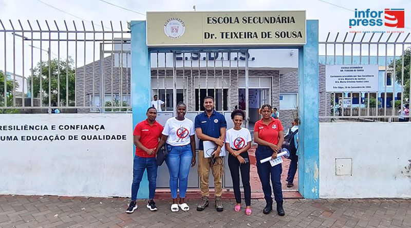 Fogo: Alunos de Teixeira de Sousa participam na palestra para assinalar Dia Internacional para Redução do Risco de Desastre