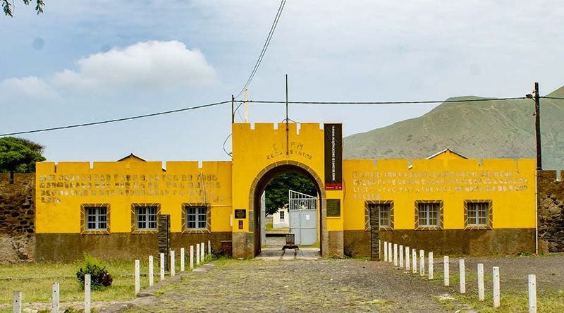 PR comemora libertação dos presos políticos do Campo de Concentração do Tarrafal com homólogos de Angola e de Portugal