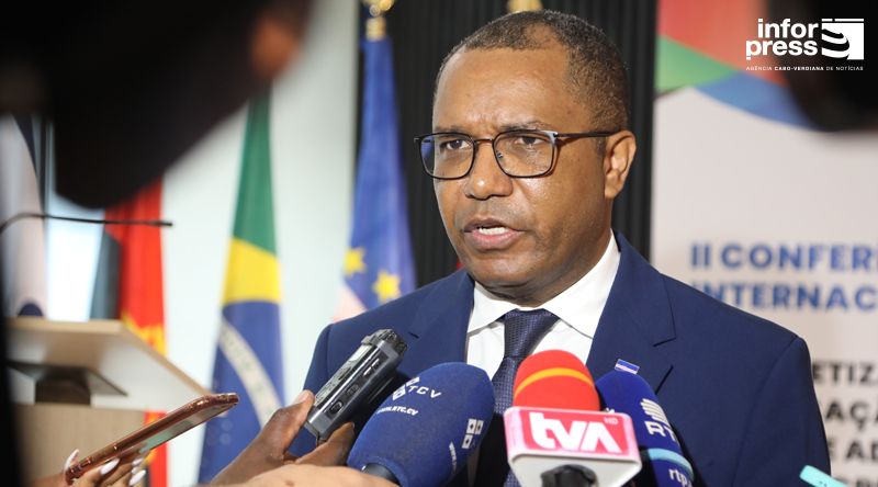 Cabo Verde não tem analfabetos na faixa etária abaixo dos 25 anos – diz ministro