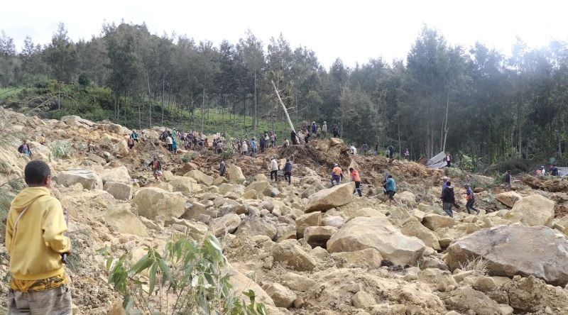 Mais de duas mil pessoas soterradas em deslizamento de terras na Papua Nova Guiné