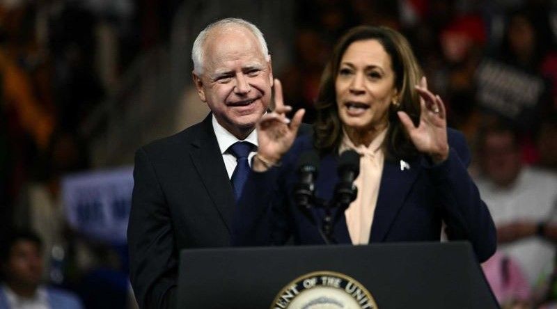 Kamala Harris parte para campanha com Tim Walz, "um líder" que vai ajudar a unir a nação