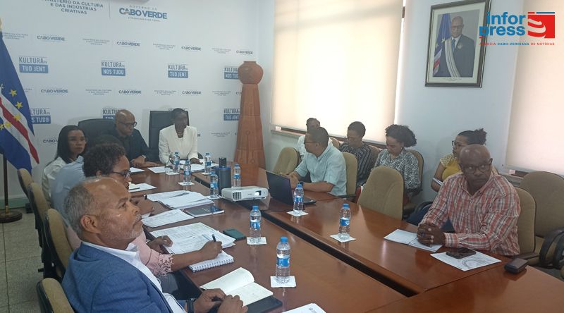 Profissionais de saúde em greve a partir de quarta-feira por falta de acordo na reunião tripartida