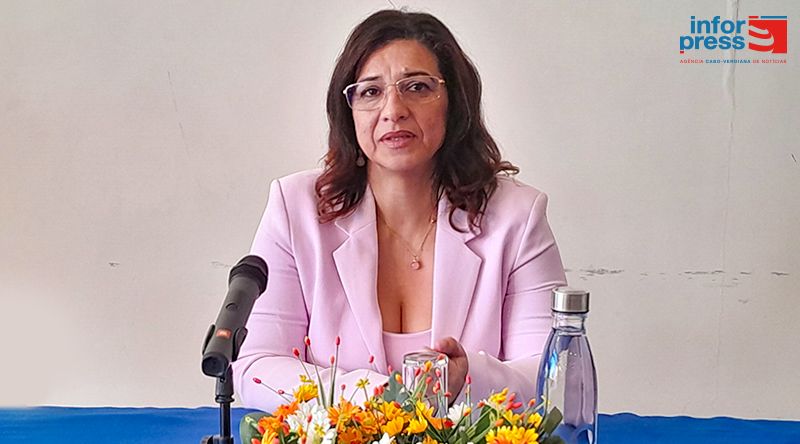 São Vicente:  Secretária de Estado de Inclusão Social partilha com deputados medidas para melhorar serviços do ICCA
