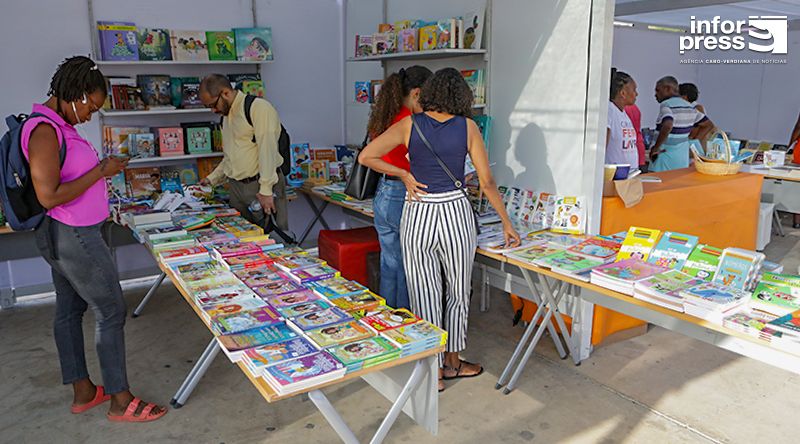 Praia: Grande Feira do Livro com mais de 50 mil títulos em destaque