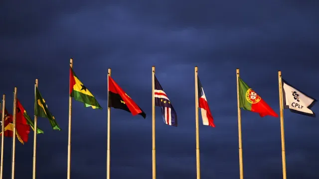 Países lusófonos reforçam resposta a emergências médicas com apoio da OMS e da China