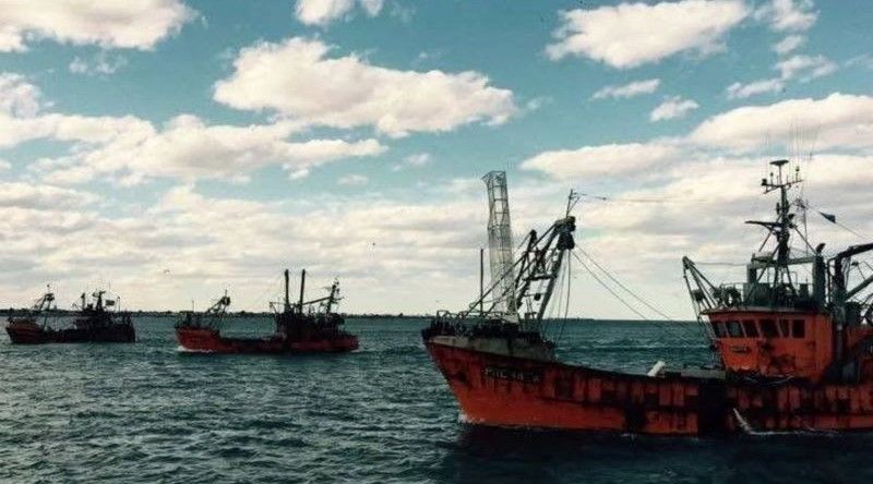 Macron propõe limitar pesca de arrasto nas águas protegidas de França
