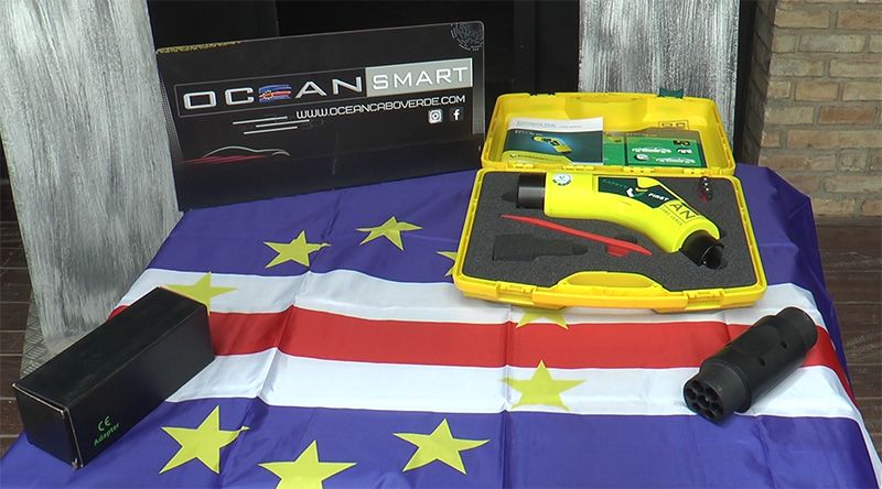 Ilha do Sal: Bombeiros recebem “pistola inovadora” para desativar carros elétricos em caso de acidentes