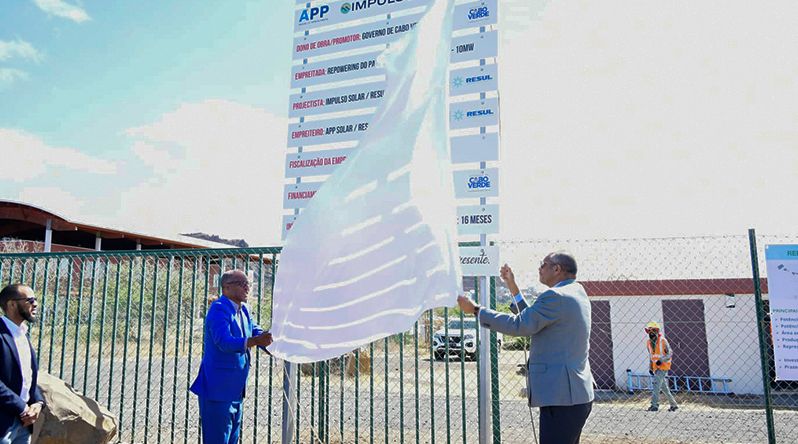 Novos painéis solares triplicam capacidade real de produção de energia – primeiro-Ministro