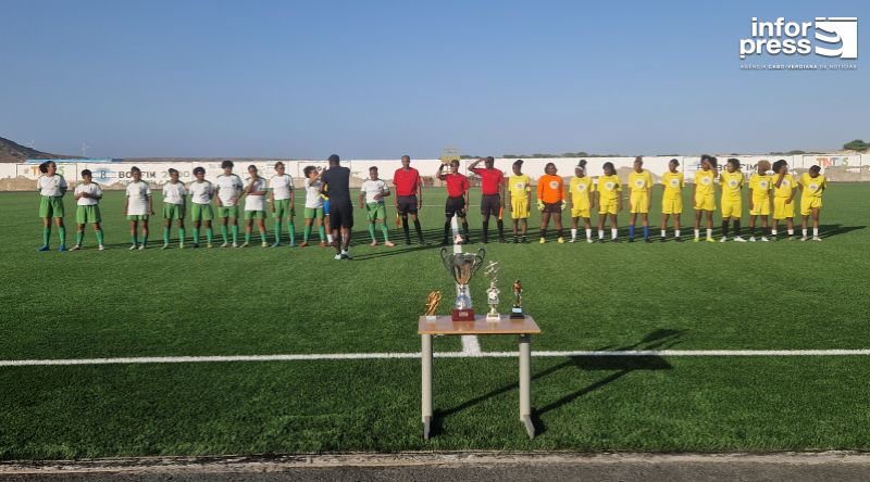 Futebol/Boa Vista: Câmara municipal avança com projectos de novos campos de treino para equipas federadas