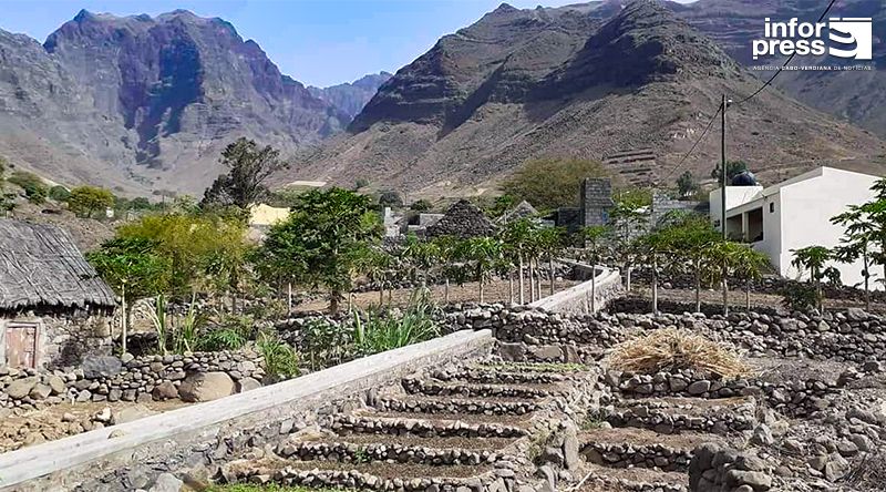 Porto Novo/Ribeira Fria: Autarquia aponta a melhoria da estrada como “uma das prioridades” para a comunidade