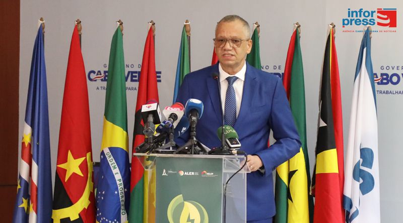 CPLP: Governo defende adoção de “politicas públicas corajosas” que promovam a eficiência energética 