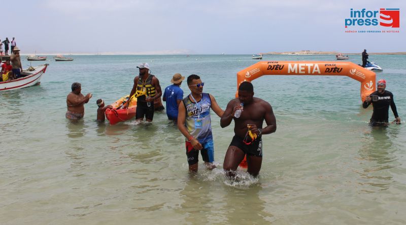 Boa Vista: Steven Lima vence etapa da “Volta Djeu 2026” numa edição marcada por mar agitado e forte corrente
