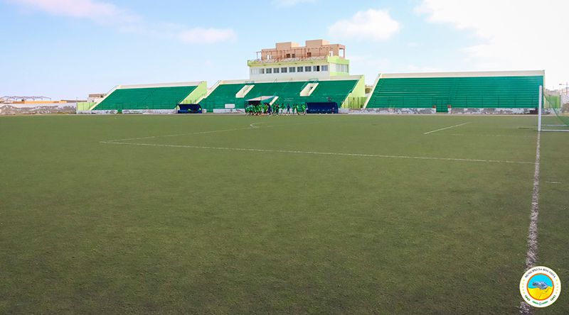 Boa Vista: Autarquia anuncia concurso público para aquisição e substituição de relvado e equipamentos do Estádio Municipal