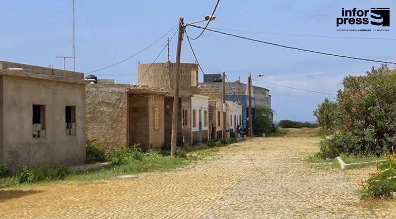 Maio: Câmara municipal pretende ter varredeiras em todas as localidades em 2026