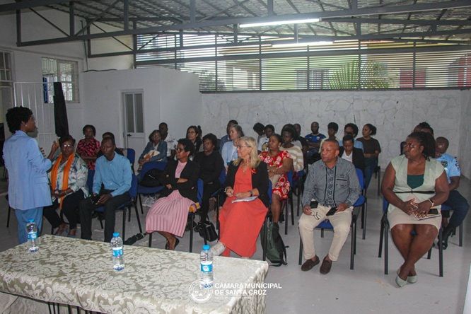 Santa Cruz: ‘Fla Sim Pa Mudjer’ fortalece articulação entre serviços no combate à violência baseada no género