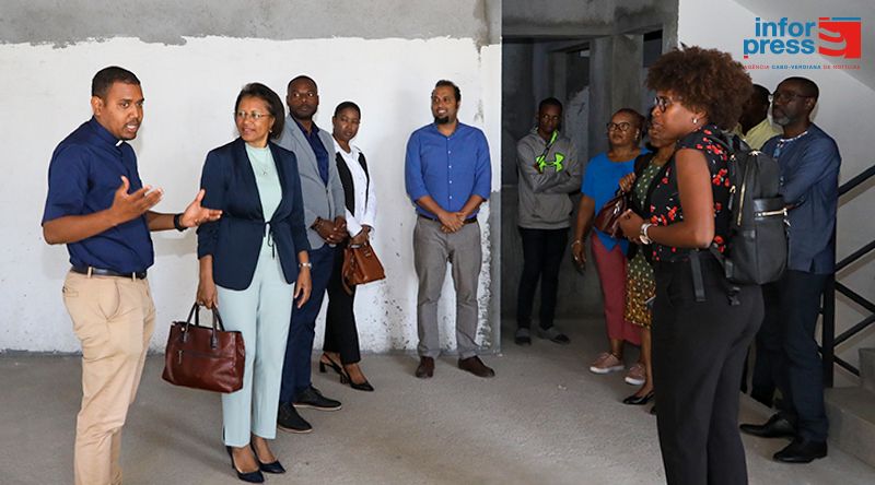 Ministra da Justiça promete apoiar Paróquia de São José para conclusão das obras de construção de Centro Social